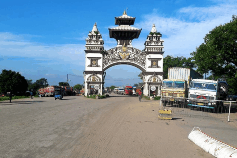 वीरगञ्ज नाका हुँदै तीन महिनामा दुई खर्ब १८ अर्बको सामान आयात