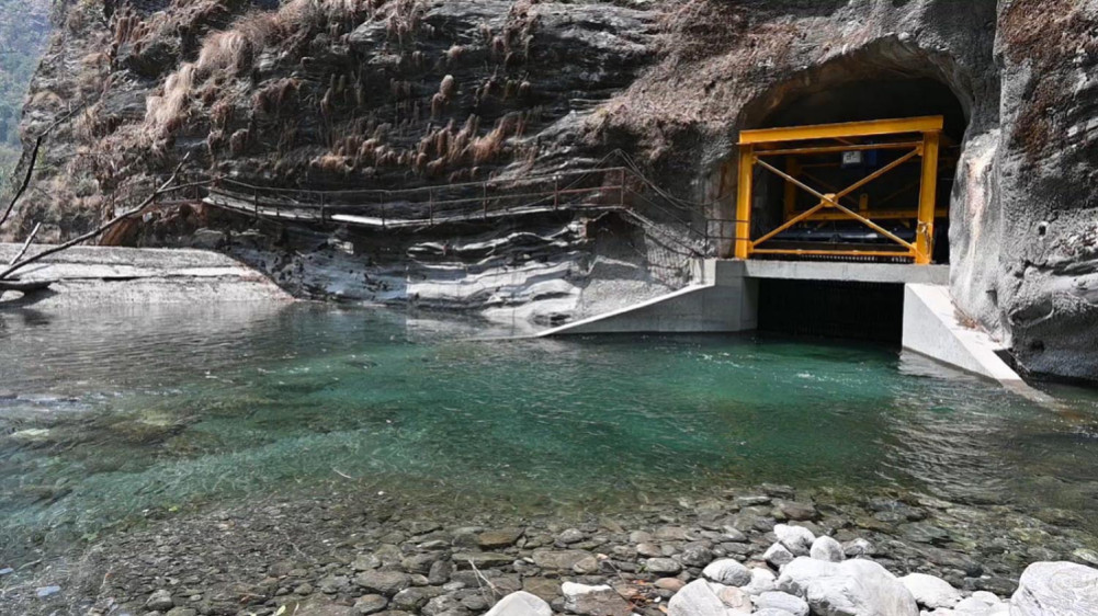 मेलम्चीको पानी पूर्ण रूपमा रोकियो