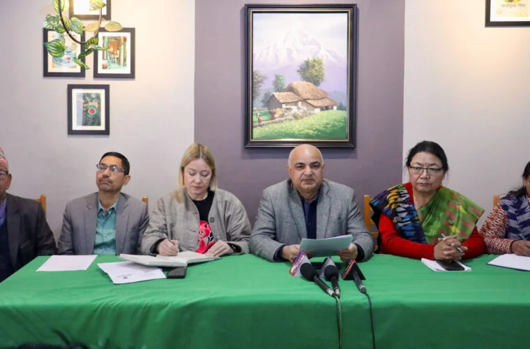 नेपालको रेशम उद्योग पुनःजागरणका लागि राष्ट्रिय पहलको खोजी गरिँदै