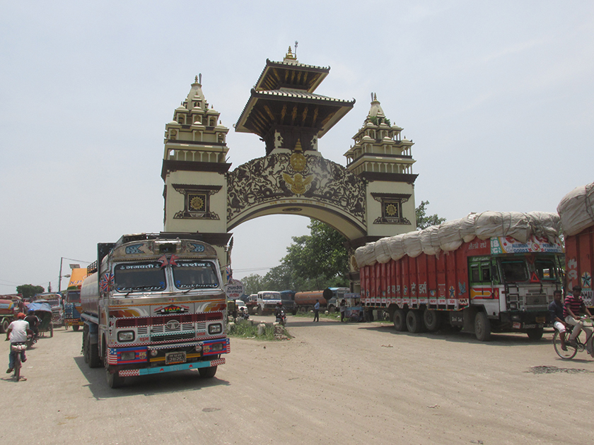१० महिनामा सात खर्ब ९४ अर्बको सामान भित्रियो
