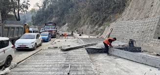 नारायणगढ–बुटवल सडकः दाउन्नेमा एकतर्फी ढलानको काम सकियो