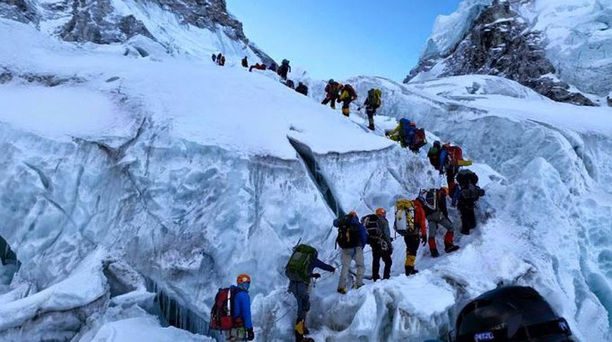वसन्त ऋतुको हिमाल आरोहण मैझारो, एक अर्ब २६ करोड राजस्व सङ्कलन