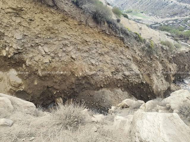 भोटखोलामा पहिराले लघु जलविद्युत् आयोजनामा क्षति