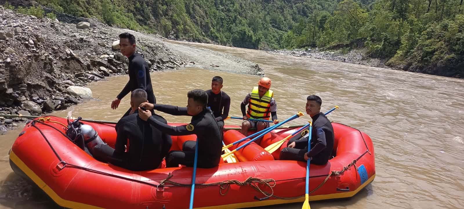 कर्णाली नदीमा बेपत्ता मध्ये थप दुई जनाको शव फेला