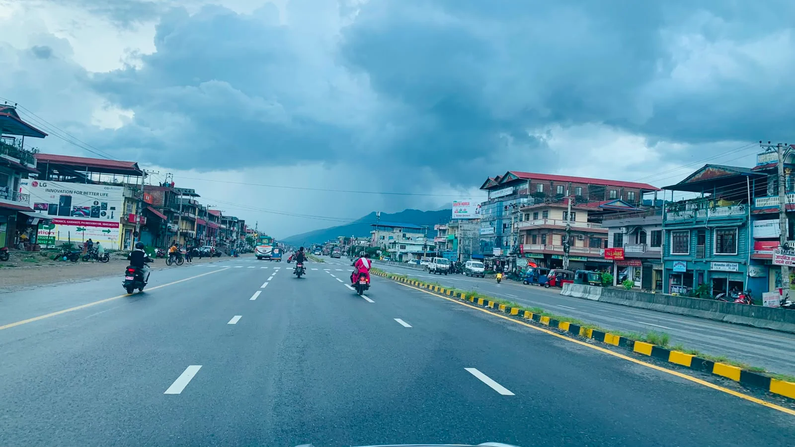 नारायणगढ–बुटवल सडक पूर्वीखण्ड विस्तार अन्तिम चरणमा स् अब दुई घण्टामा नारायणगढदेखि बुटवल