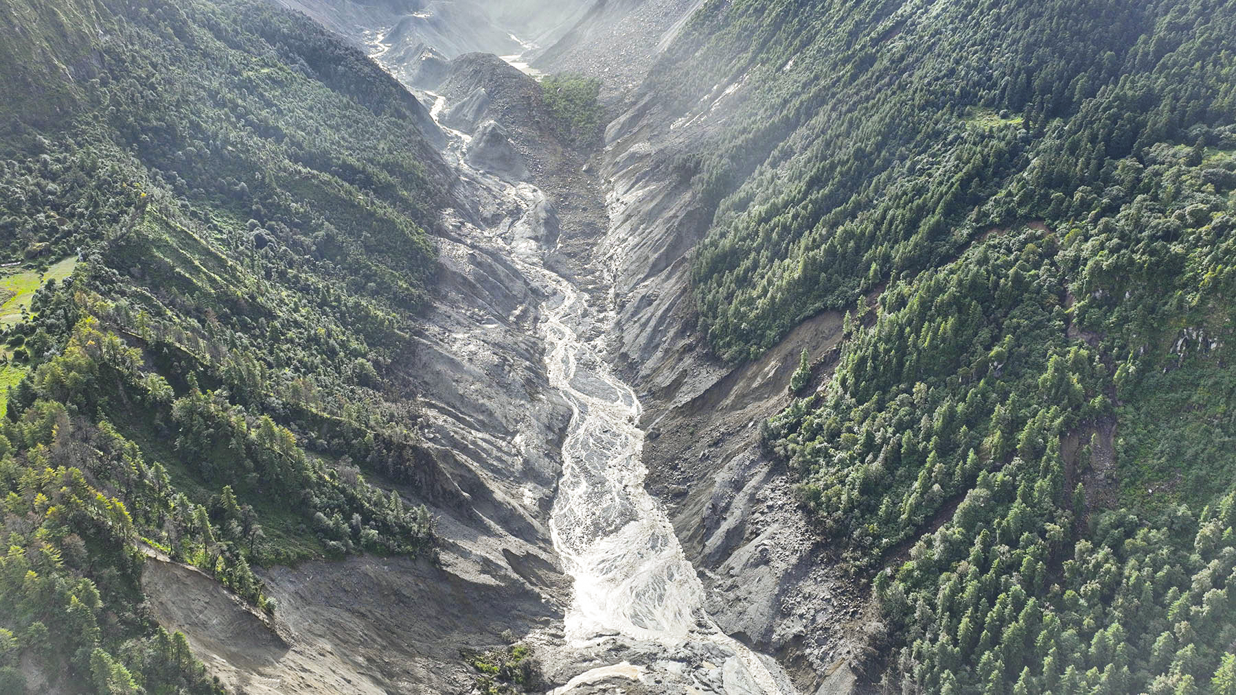 भोटेकोशी बाढीः रसुवाका तीन जनप्रतिनिधिको अवस्था अझै अज्ञात