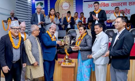 सरकार र निजी क्षेत्रबीच निरन्तर संवाद तथा सहकार्य आवश्यकः अध्यक्ष श्रेष्ठ