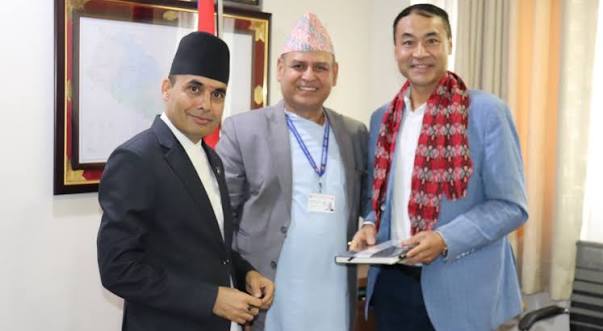 विज्ञापन बोर्डको अध्यक्षमा श्रेष्ठ