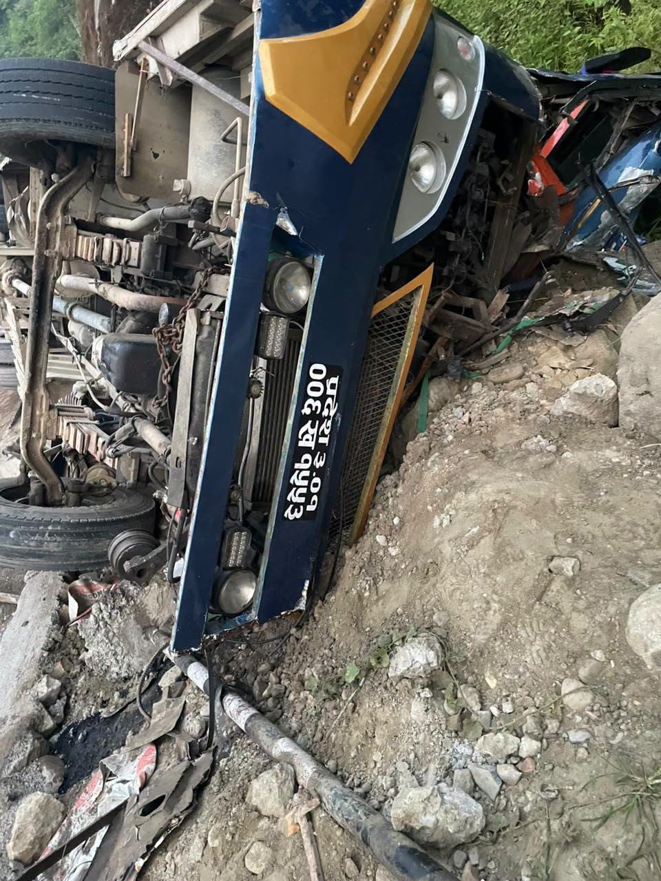 दाउन्ने दुर्घटनामा छ जनाको मृत्यु