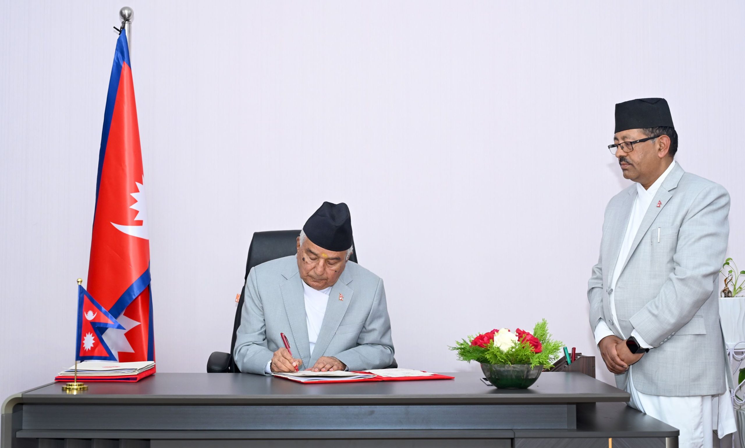 राष्ट्रपतिद्वारा दुई अध्यादेश जारी