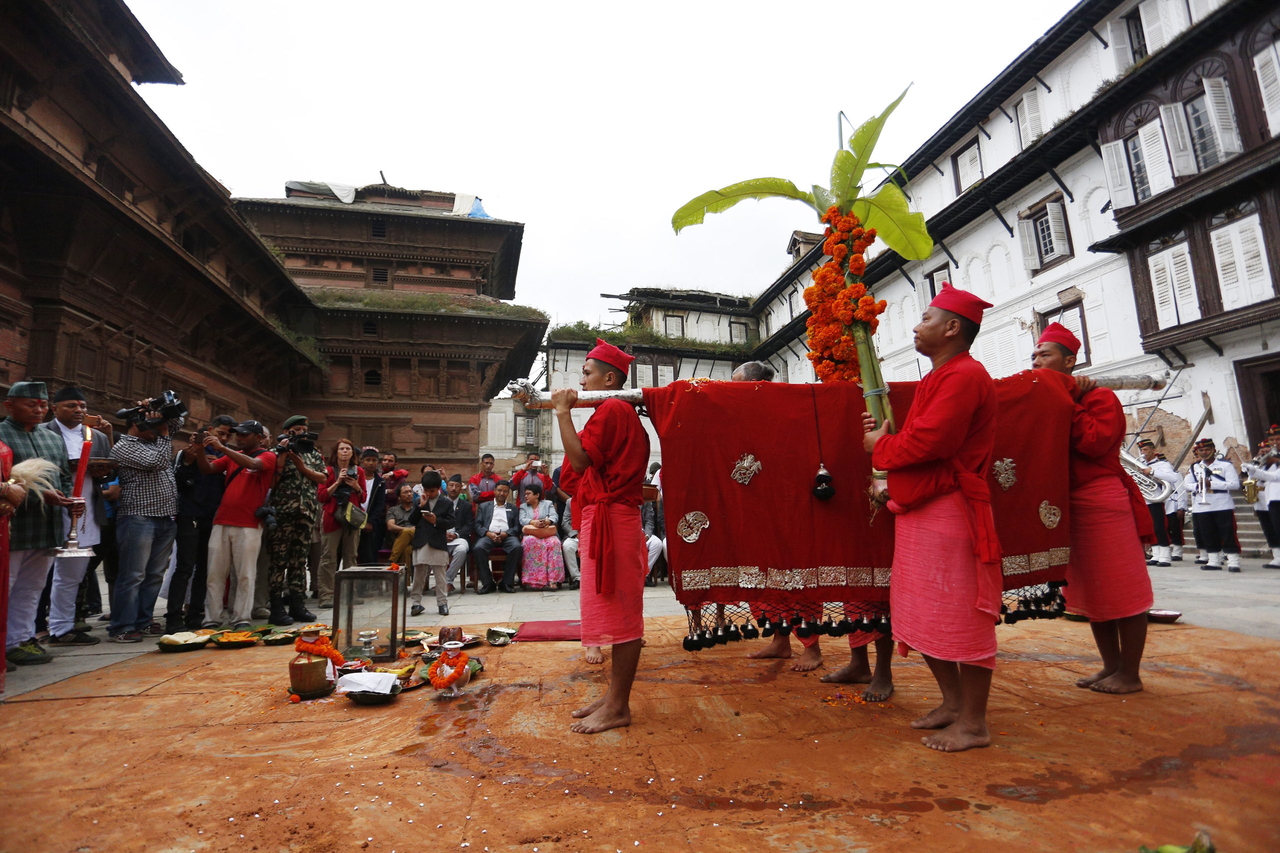 आश्विन शुक्ल सप्तमीः आज फूलपाती भित्र्याइँदै