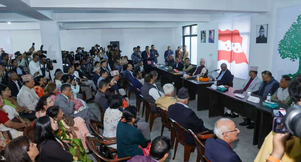 कांग्रेस बैठक शुक्रबार पुनःबस्ने