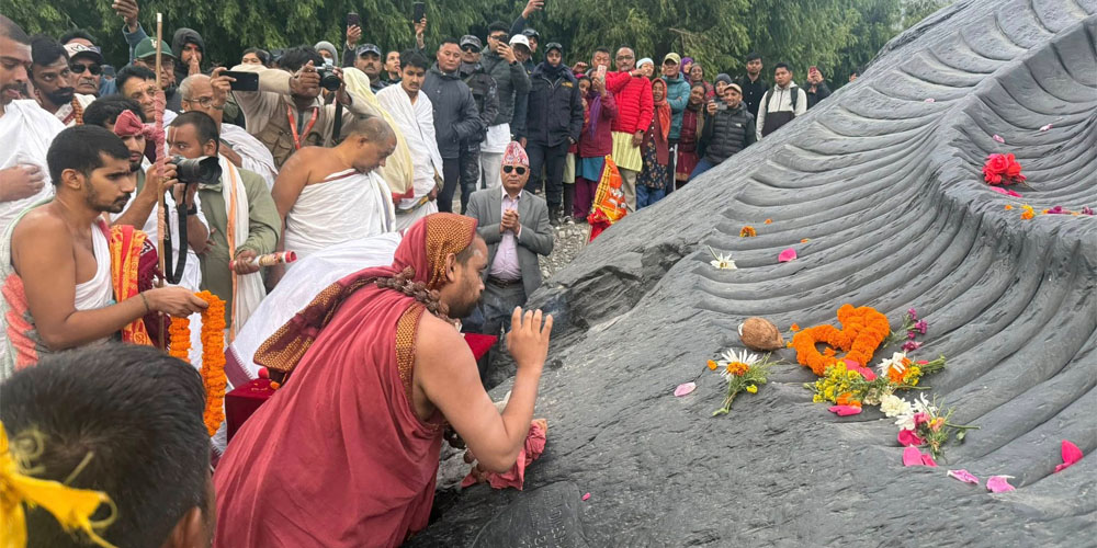 मुस्ताङमा शालिग्राम मूर्ति स्थापना