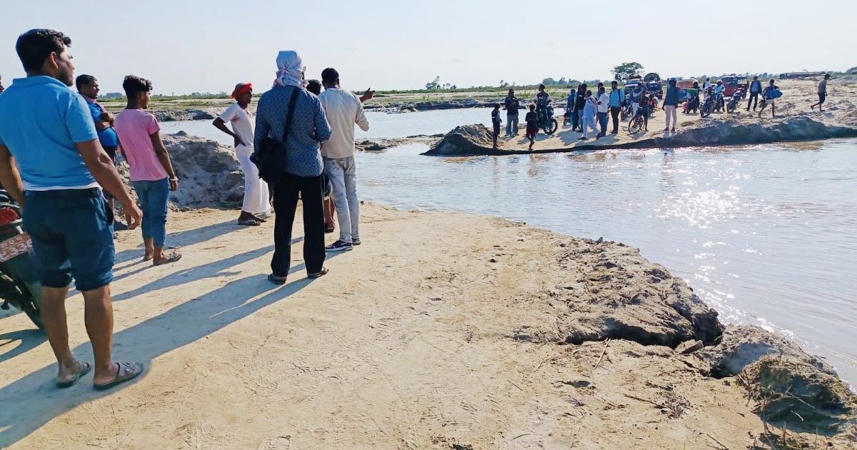 बाढीले फेरि बगायो कमला नदीको ‘डाइभर्सन’, हुलाकी राजमार्ग अवरुद्ध