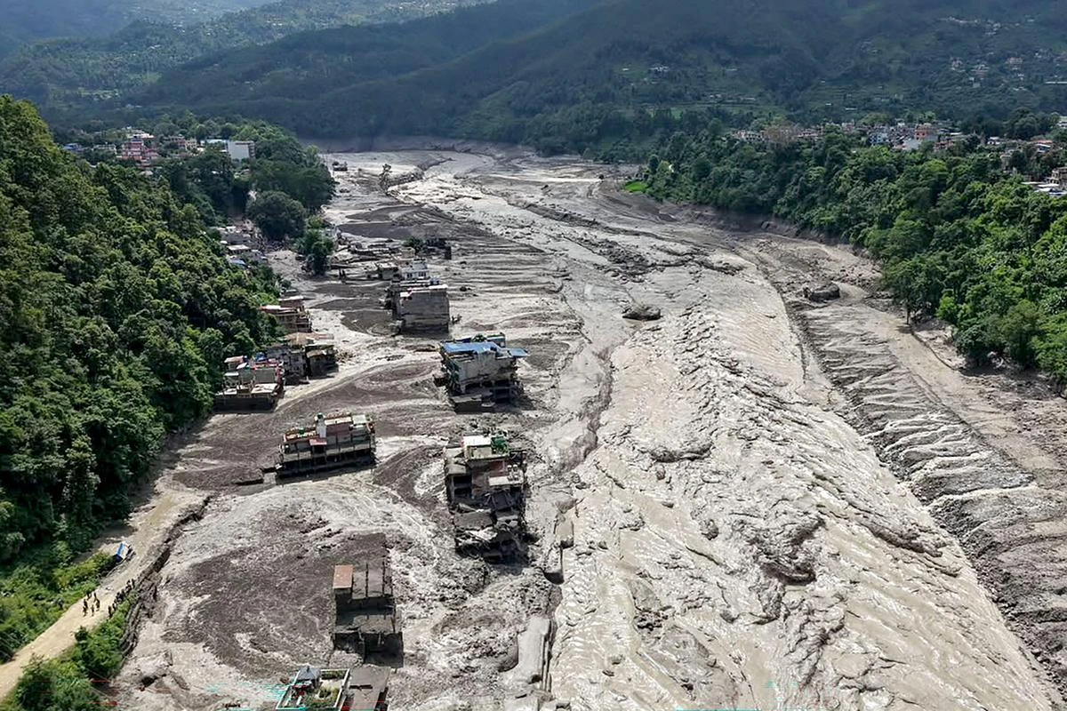 भोटेकोशी बाढी : यातायात महासङ्घअन्तर्गतका १९१ सवारीसाधनमा क्षति, ३४४ व्यक्ति बेपत्ता