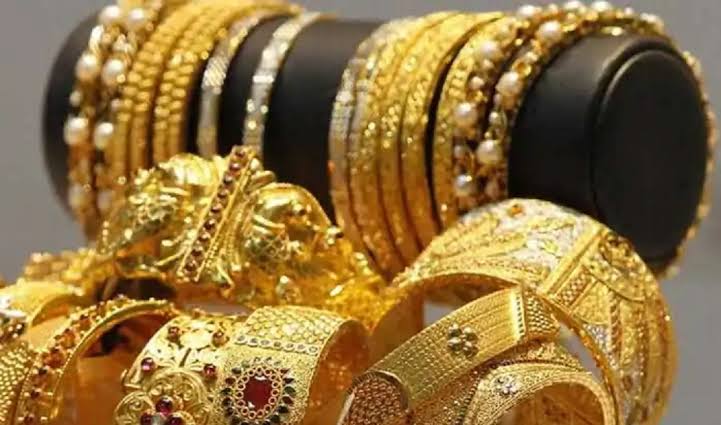 सुनचाँदीको मूल्य बढ्यो, तोलाको कति ?