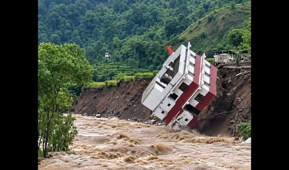 बागलुङमा पहिरोमा १० जनाको मृत्यु, एक बेपत्ता
