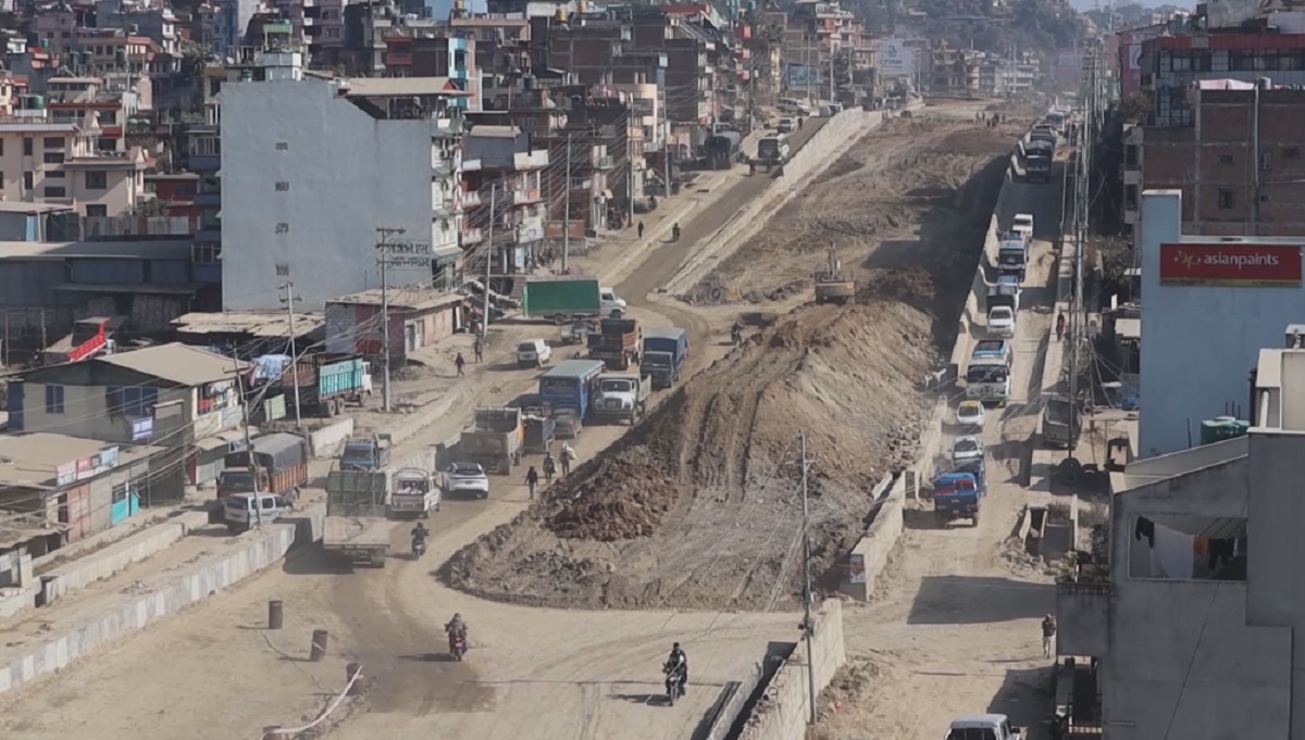 सूर्यविनायक–धुलिखेल सडकखण्ड विस्तार सुस्तः स्थानीयलाई मर्का